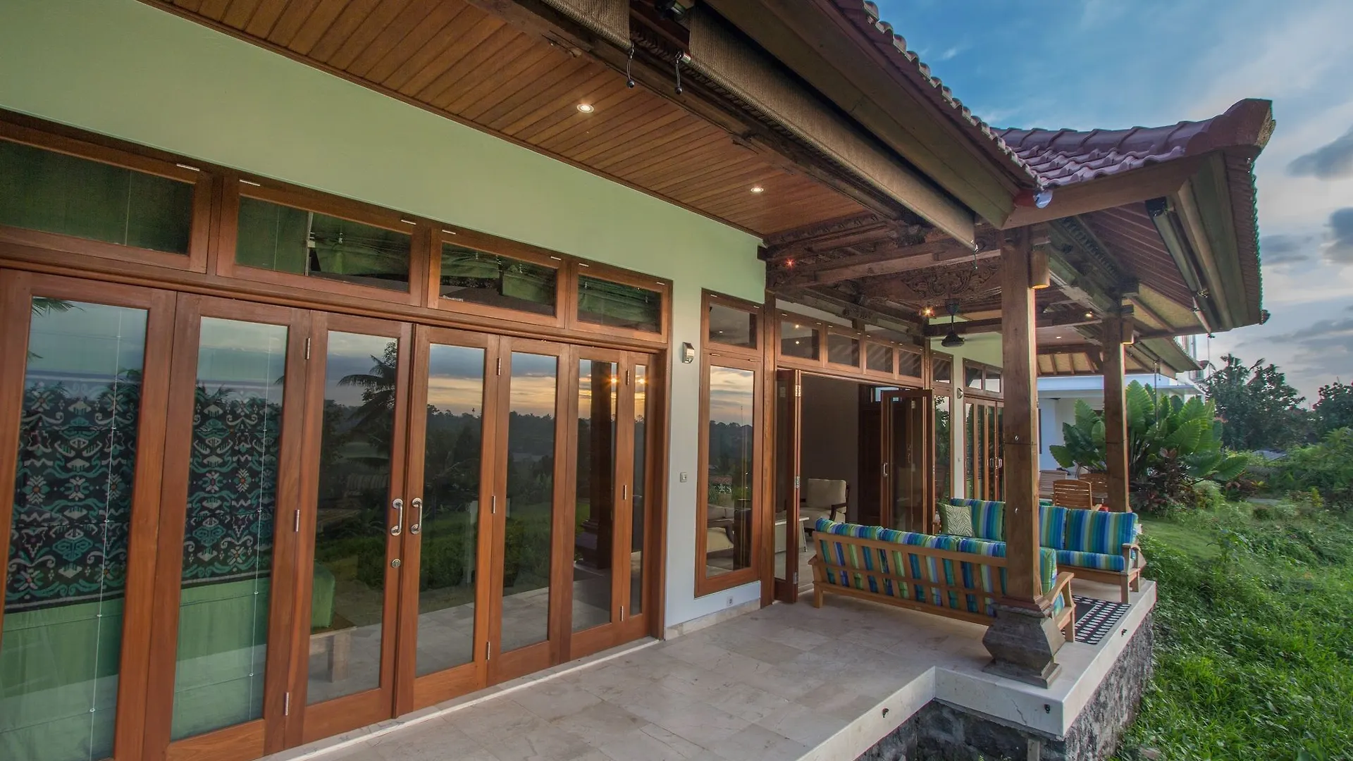 Lebah Villas Ubud  Indonesia